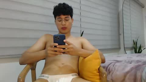 velascosexyboy online show from 28, 2, 2025