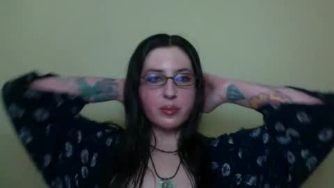 velira_ online show from 28, 2, 2026