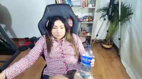 Im VelaI will be Christmas and New Year with my family December 22 to January 13 I will miss you guys. online show from 16, 12, 2024