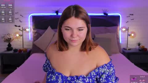 Snapshot of velvet___doll chatting on 2, 11, 2025 Velvet   Doll online show from 2, 11, 2025