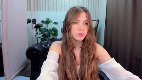 velvet_cherry online show from 1, 2, 2025
