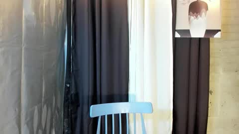 Snapshot of velvet_jess chatting on 18, 3, 2026 call me jessie online show from 18, 3, 2026