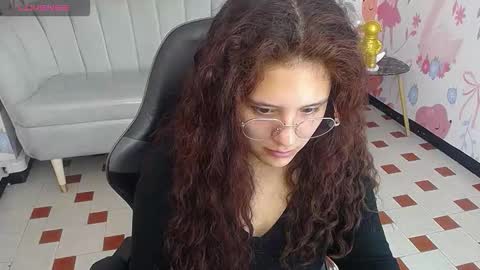 Snapshot of velvet_moon_v chatting on 14, 2, 2026 velvet_moon_v online show from 14, 2, 2026