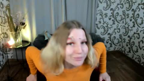 Snapshot of velvet_peach_ chatting on 24, 10, 2025 velvet_peach_ online show from 24, 10, 2025