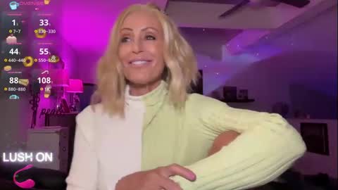 VelvetBarbie online show from 15, 1, 2025