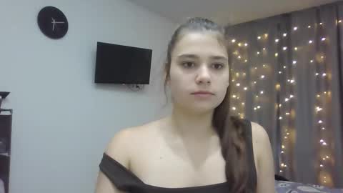 velveted_ivy online show from 31, 10, 2025