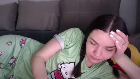 Snapshot of velvetmoon123 chatting on 28, 2, 2026 velvetmoon123 online show from 28, 2, 2026