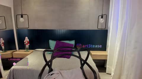 velvettease_ online show from 16, 12, 2025