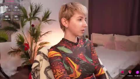 CLEOshort hair  TIna long hair  online show from 16, 2, 2025