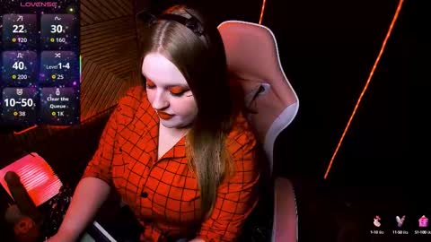 Velvet Vipera online show from 29, 9, 2025