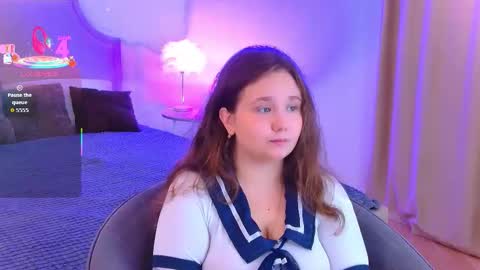 velvetvixencute online show from 15, 9, 2025
