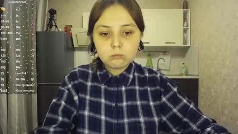 Snapshot of vendymories chatting on 6, 2, 2025 eva 3 online show from 6, 2, 2025