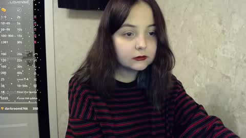 Snapshot of vendymories chatting on 24, 2, 2025 eva 3 online show from 24, 2, 2025