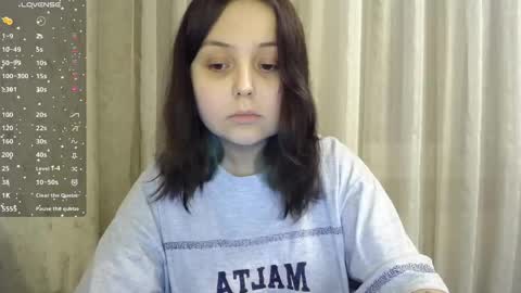 Snapshot of vendymories chatting on 25, 2, 2025 eva 3 online show from 25, 2, 2025