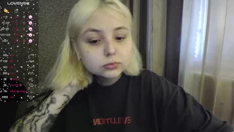 Snapshot of vendymories chatting on 9, 9, 2025 eva 3 online show from 9, 9, 2025