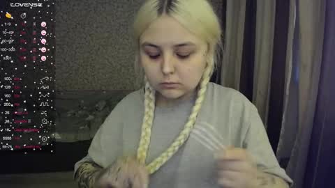 Snapshot of vendymories chatting on 9, 10, 2025 eva 3 online show from 9, 10, 2025