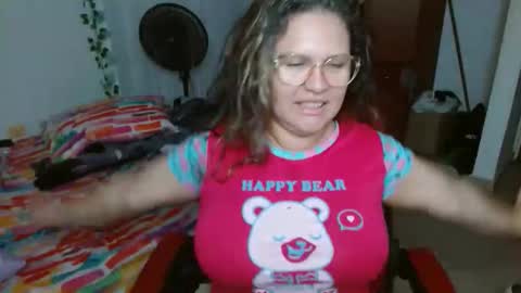 Snapshot of venecasexy44 chatting on 24, 2, 2026 venecasexy44 online show from 24, 2, 2026