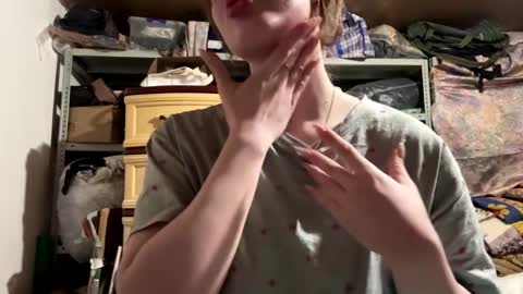 Mia online show from 11, 4, 2026