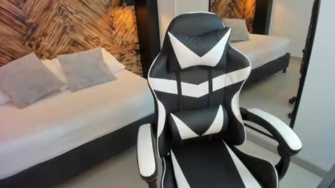 Snapshot of vennus_black_ chatting on 19, 9, 2025 V E N U S online show from 19, 9, 2025