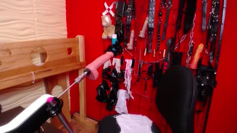 Snapshot of venus_bms_ chatting on 27, 3, 2026 VENUS online show from 27, 3, 2026