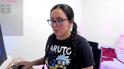 Snapshot of venus_cat_ chatting on 23, 10, 2025 Venus online show from 23, 10, 2025