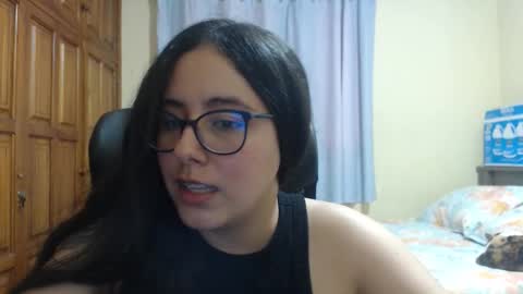 Snapshot of venus_cat_ chatting on 1, 12, 2025 Venus online show from 1, 12, 2025