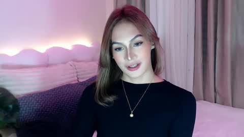 Venus Sunrise Bombshell online show from 22, 3, 2026