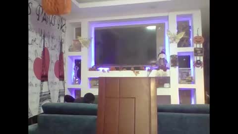 VENUSINA07 online show from 19, 10, 2025