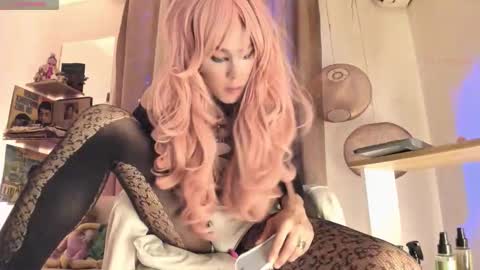 Venus online show from 2, 11, 2025