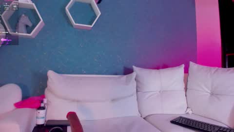    VENUS   online show from 10, 9, 2025