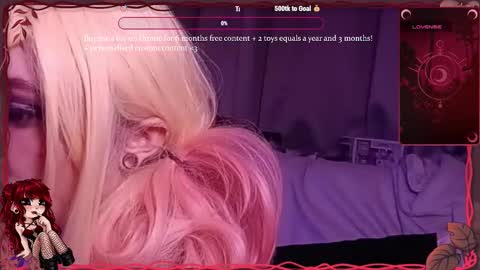 Snapshot of venustrappedflies chatting on 9, 11, 2025 Venus 3 online show from 9, 11, 2025