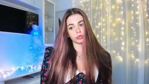 Snapshot of veronarolls chatting on 2, 1, 2025 Lolitalolz online show from 2, 1, 2025