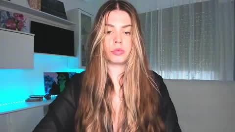 Snapshot of veronarolls chatting on 26, 2, 2025 Lolitalolz online show from 26, 2, 2025
