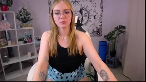 VERONICA online show from 2, 2, 2025