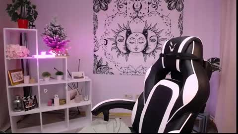 VERONICA online show from 13, 2, 2025
