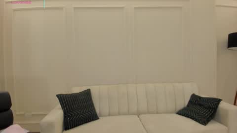 Vero  online show from 2, 12, 2025