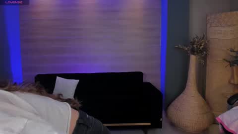 Vero  online show from 26, 2, 2026