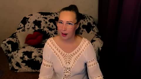 Veronica online show from 9, 10, 2025