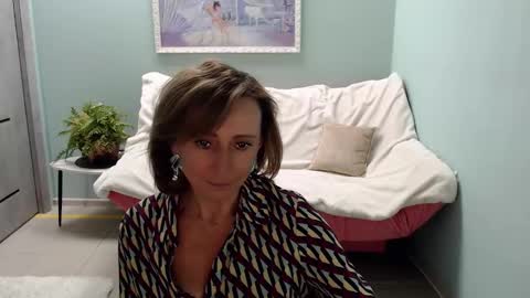 Helen online show from 11, 3, 2025