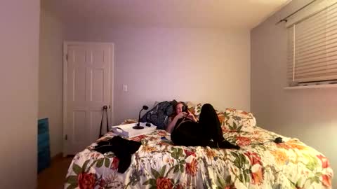 Snapshot of veronicalake chatting on 2, 11, 2025 Veronica Lake online show from 2, 11, 2025