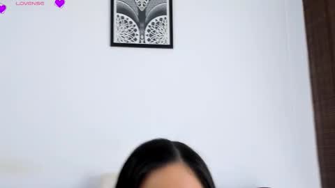 VeronicaTonu online show from 10, 10, 2025