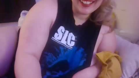 Snapshot of veronicawinterinspring chatting on 15, 11, 2025 Veronica Winter online show from 15, 11, 2025