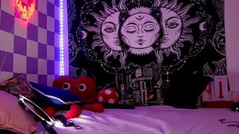 Snapshot of verosmit1 chatting on 6, 3, 2025        online show from 6, 3, 2025