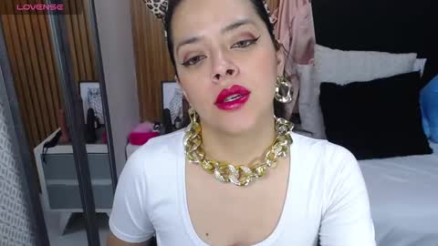 VEROS online show from 6, 11, 2025