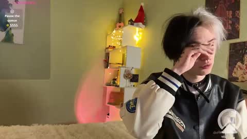 Snapshot of veryraretwins chatting on 5, 2, 2025 veryraretwins online show from 5, 2, 2025