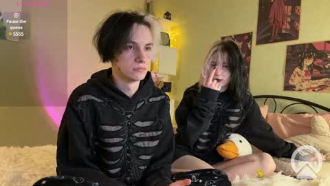 Snapshot of veryraretwins chatting on 12, 3, 2025 veryraretwins online show from 12, 3, 2025