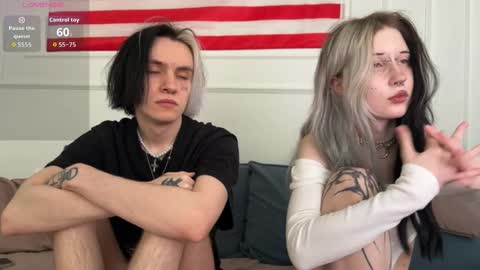 Snapshot of veryraretwins chatting on 29, 3, 2026 veryraretwins online show from 29, 3, 2026