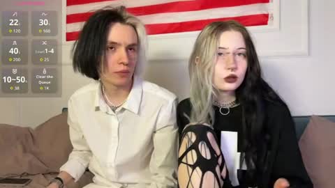 Snapshot of veryraretwins chatting on 31, 3, 2026 veryraretwins online show from 31, 3, 2026