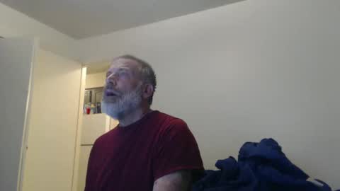 hairy man online show from 4, 2, 2025