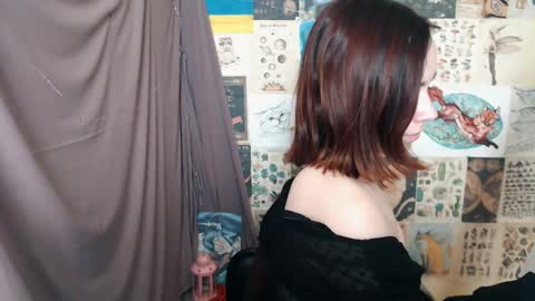 veryveryvery_shy online show from 29, 1, 2025